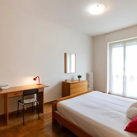 Apartament Feels Like